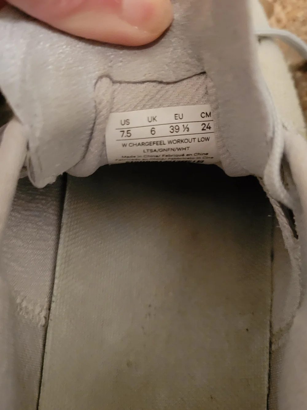 lululemon Chargefeel pale green sneakers